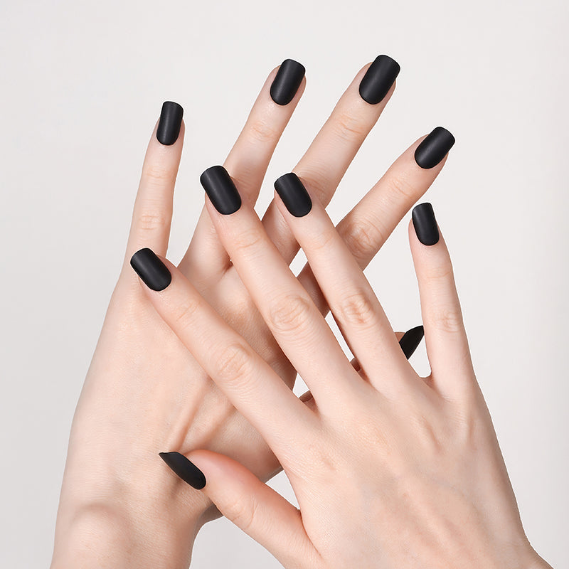 Uñas de Gel Black Matte